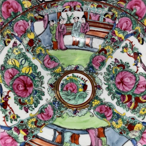 Large Antique Chinese Porcelain Rose Medallion Bowl with stand - Picture 4 of 6